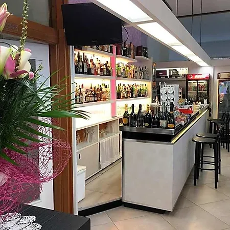Hotel Sahara 3*