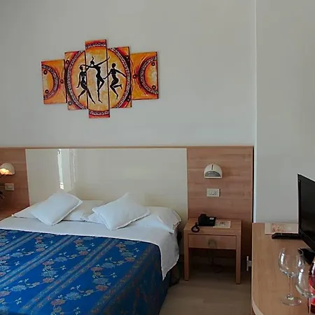Hotel Sahara 3*