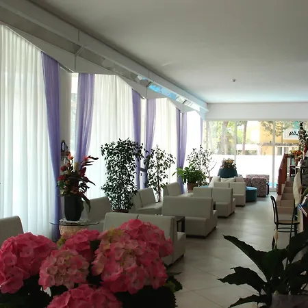 Hotel Sahara