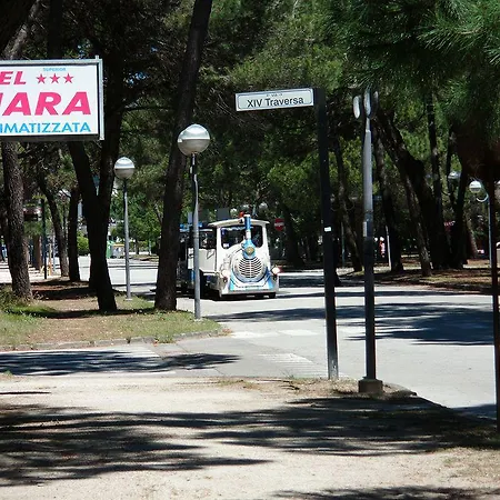 Hotel Sahara